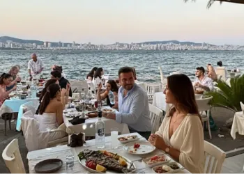 Büyükada'da Rakı-Balık Ritüeline Yenilikçi Bir Bakış