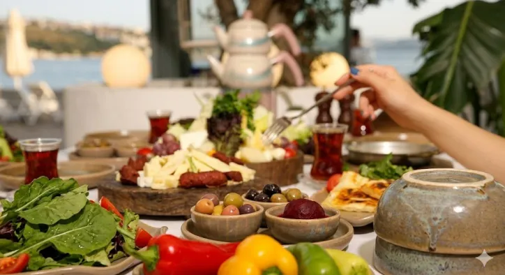 Büyükada Kahvaltı Fiyatları ve 2026 Gurme Ada Rehberi